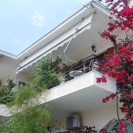 Mytilíni Filoxenia Apartments מראה חיצוני תמונה