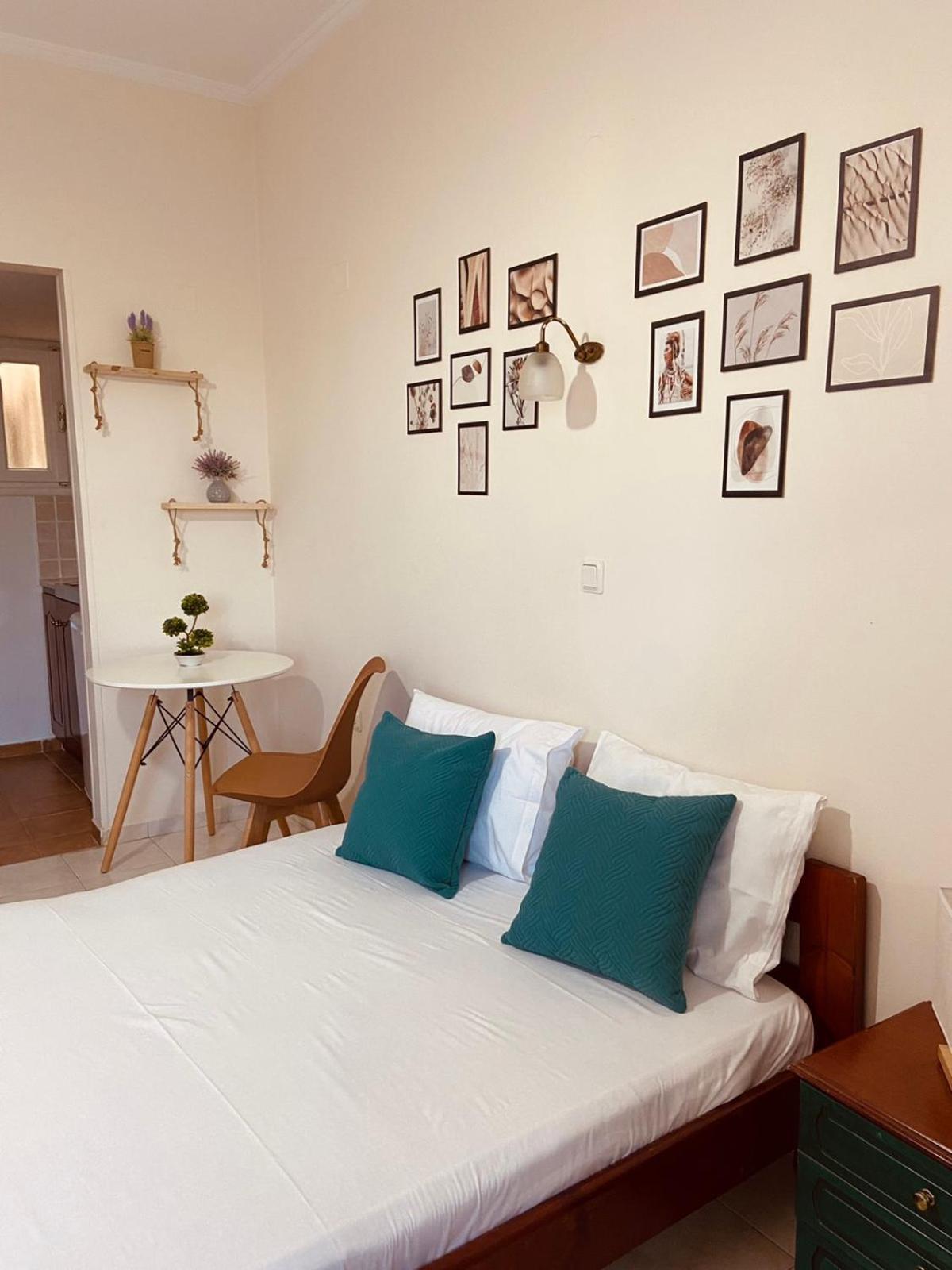 Mytilíni Filoxenia Apartments מראה חיצוני תמונה